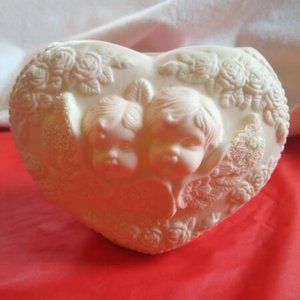 NEW Heart Vase w/ Angels & Roses Amour Collection